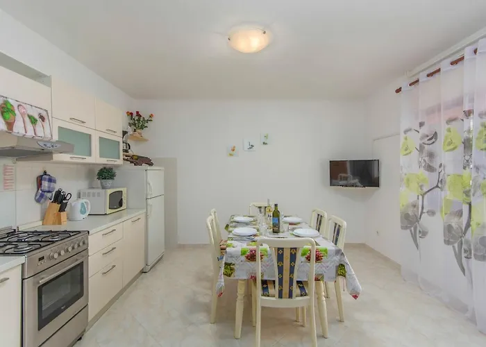 Damir Apartment Dajla